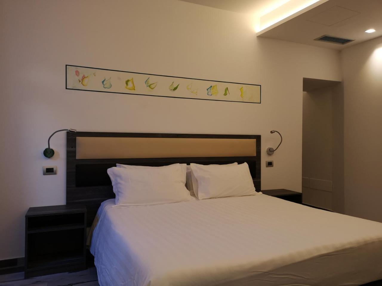 Palazzo Irma - Hotel - B&B Luxury Вибо Валентия Екстериор снимка