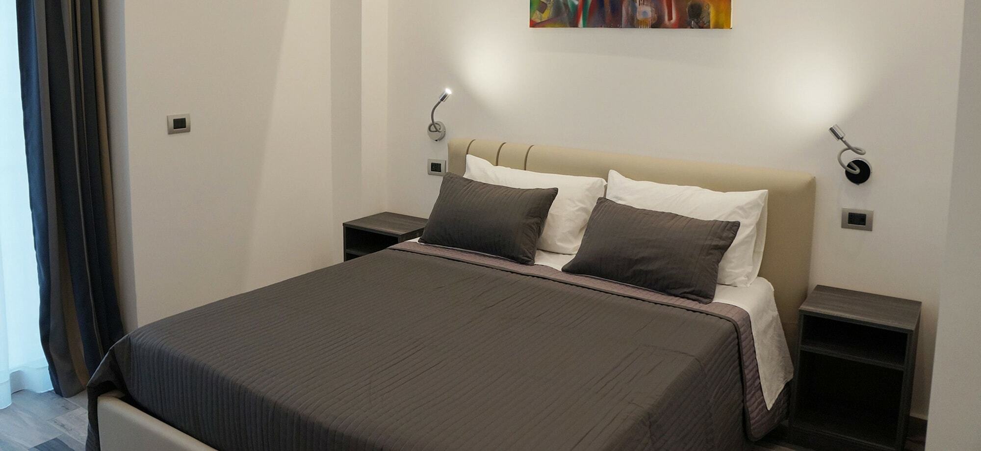 Palazzo Irma - Hotel - B&B Luxury Вибо Валентия Екстериор снимка